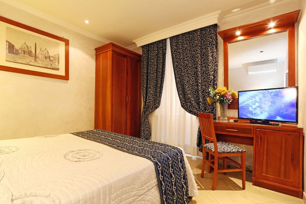 AdoraSuite B&B Double or Twin Room 5