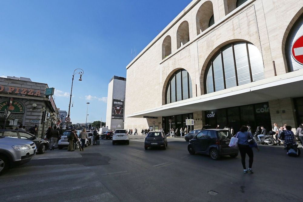 undefined AdoraSuite B&B 5