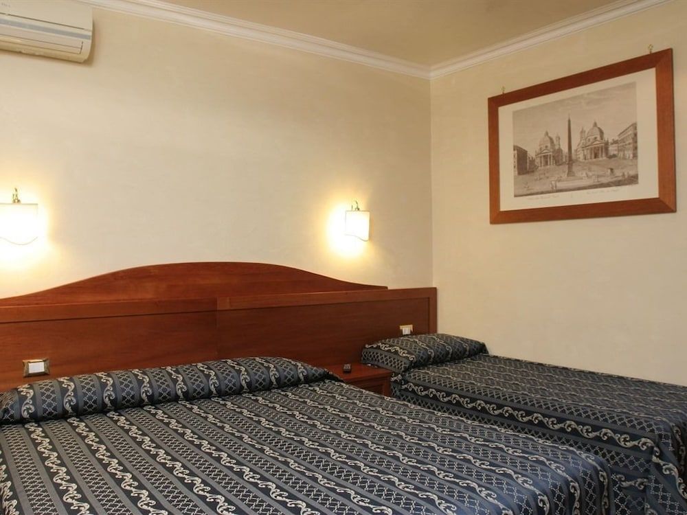 undefined AdoraSuite B&B 8