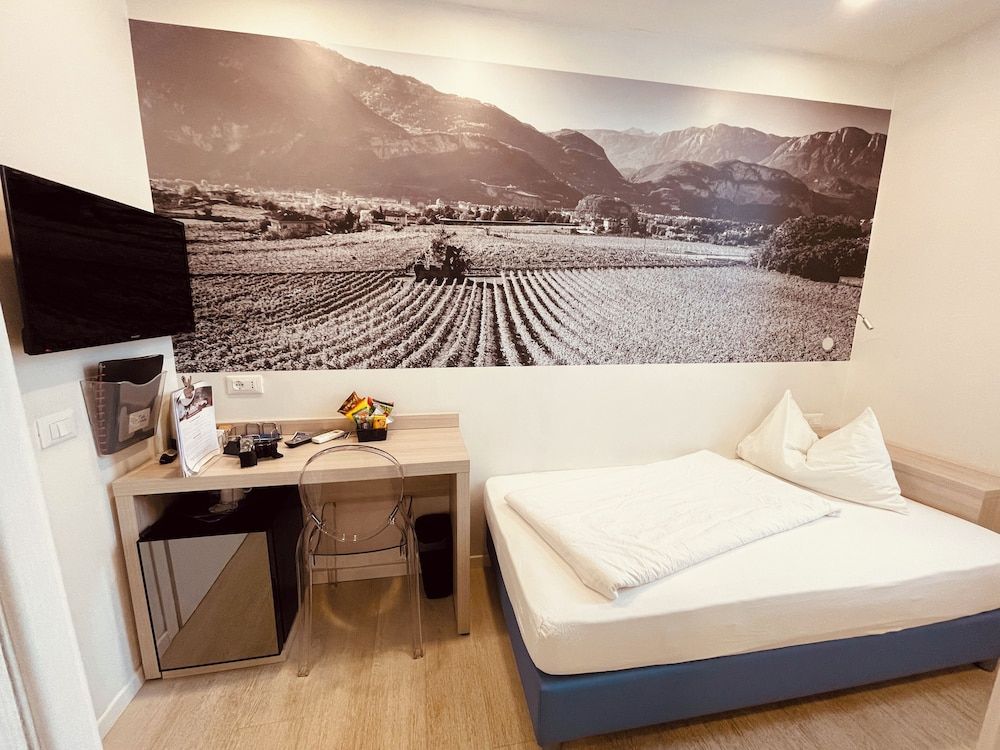 B&B Casa da Carmen Comfort Single Room, 1 Bedroom, Private Bathroom, Garden View 3