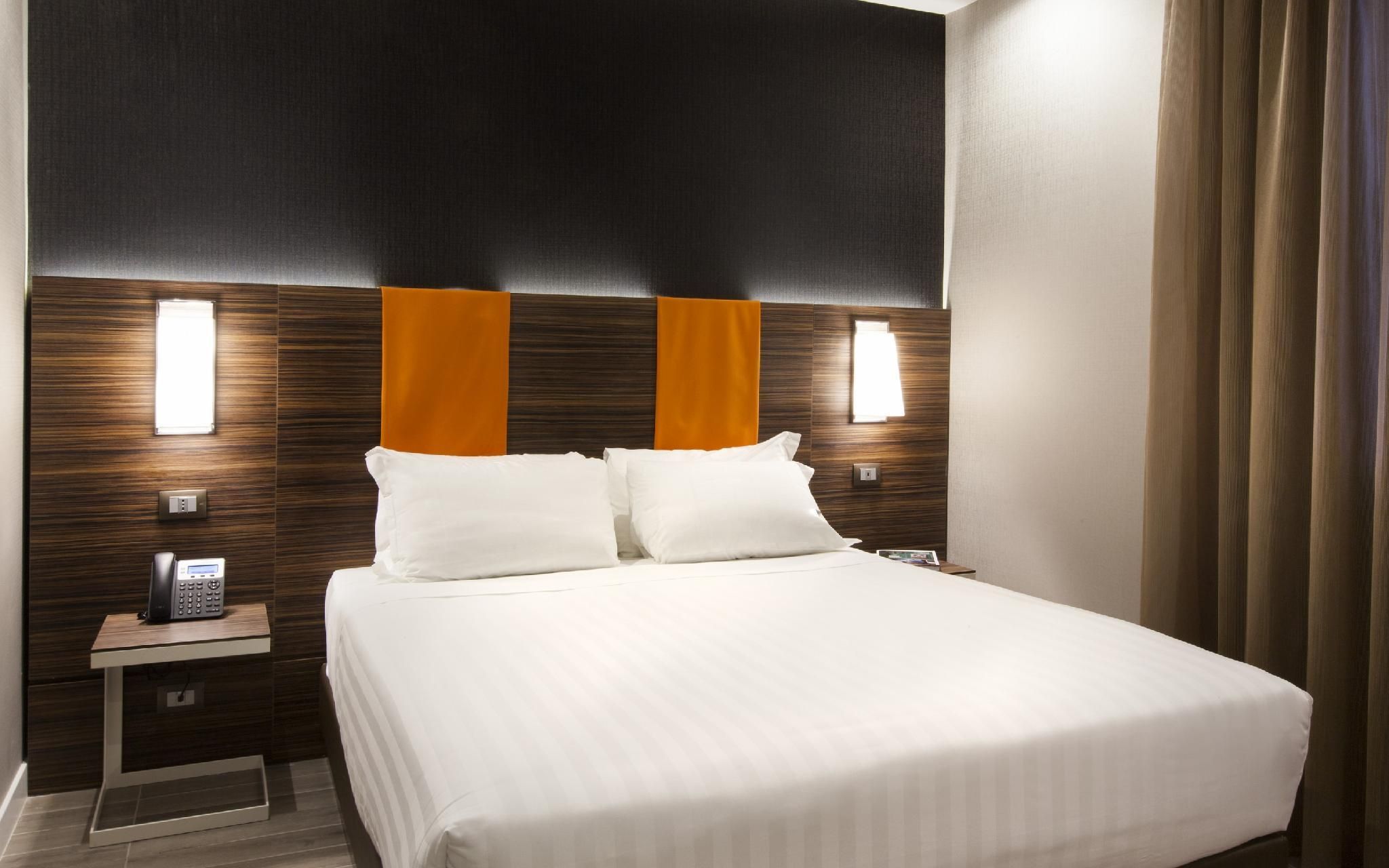 THE REPUBLIC Classic Room 2