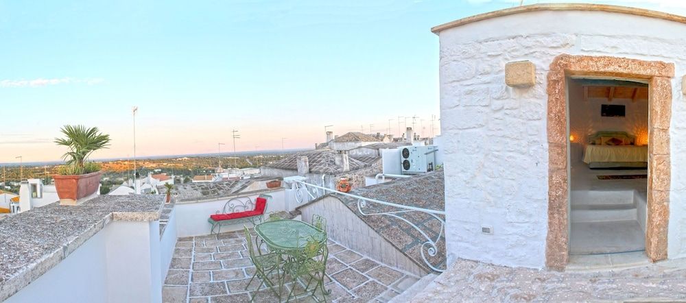 Palazzo Camarda Classic Double Room, Terrace 3