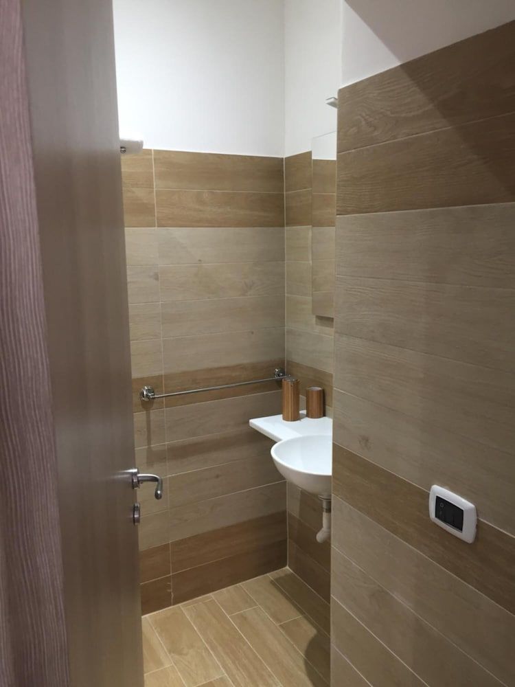 Caracciolo109 Quadruple Room, Balcony, City View 13