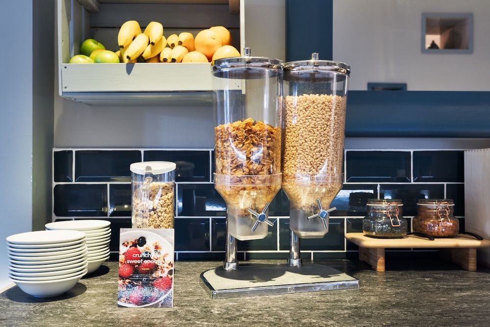 undefined Park Inn by Radisson Cardiff City Centre 9