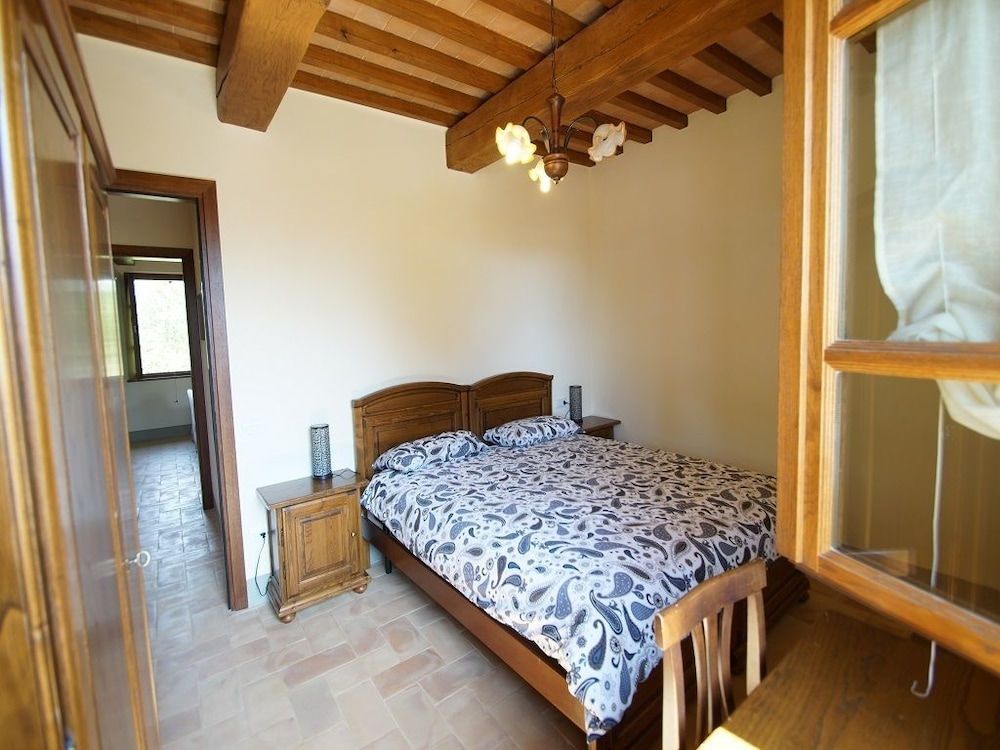 Superior Apartment, 2 Bedrooms, Hill View