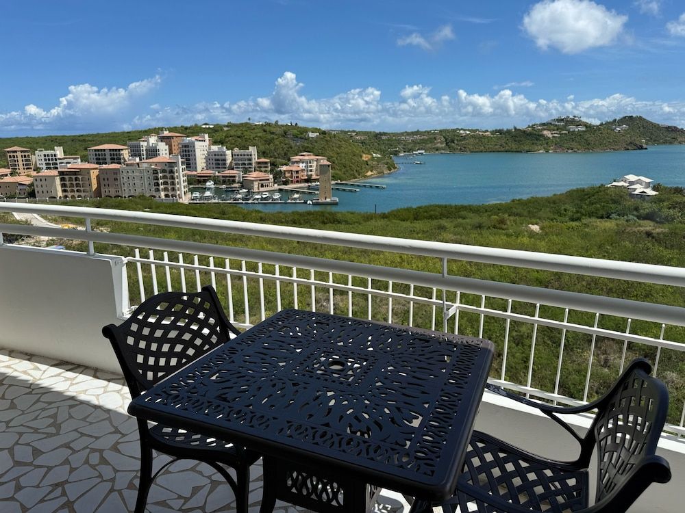 Superior Suite, 1 Bedroom, Lagoon View