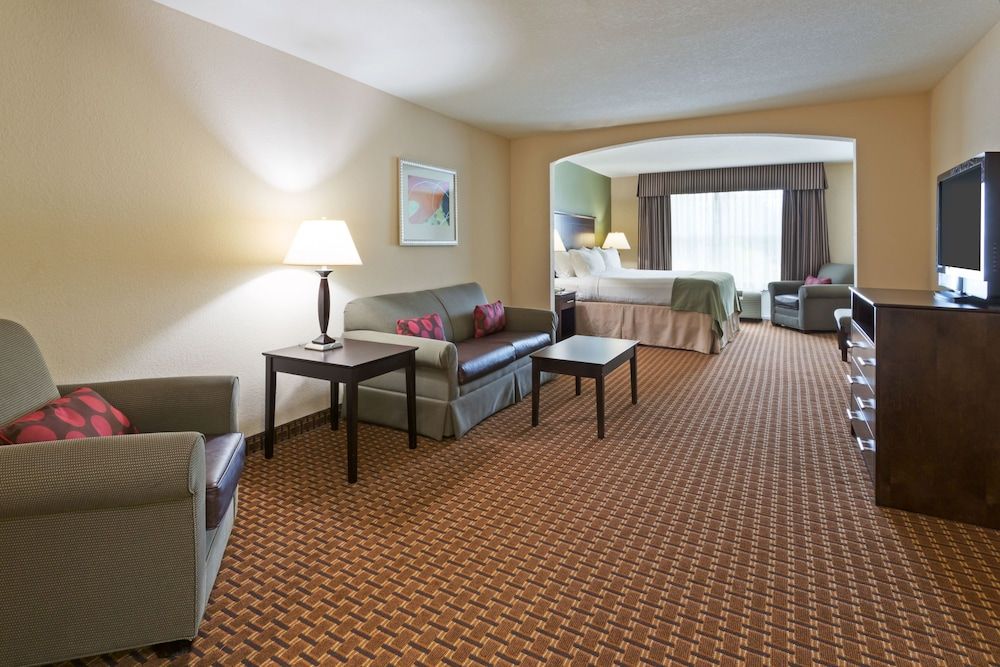 Suite, 1 King Bed