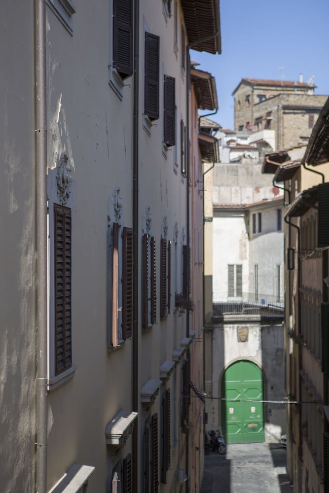 undefined CoDe Rooms 7