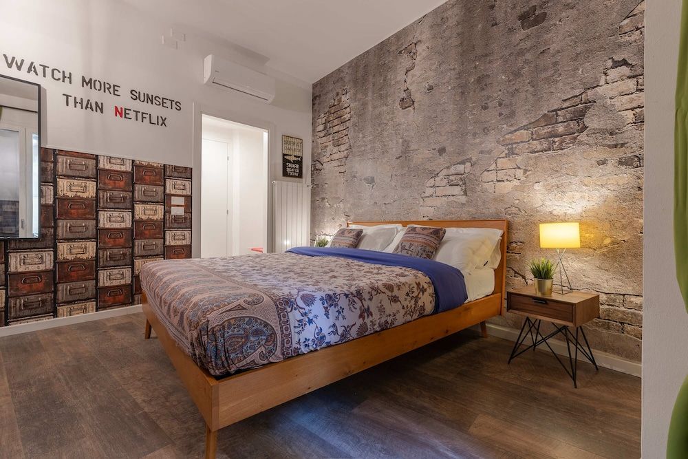 undefined CoDe Rooms