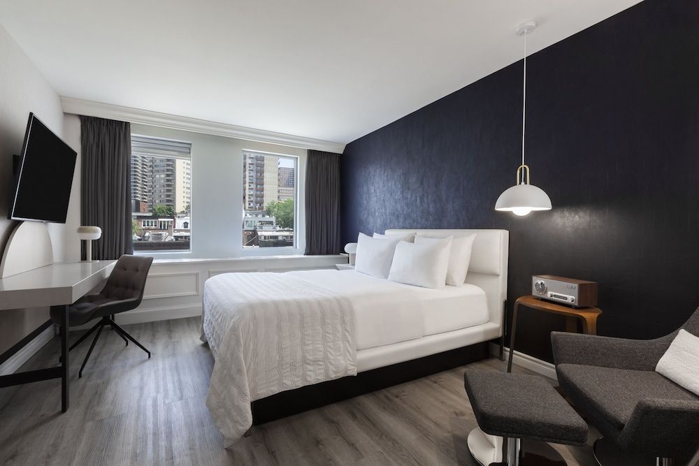 undefined SENS Hotel