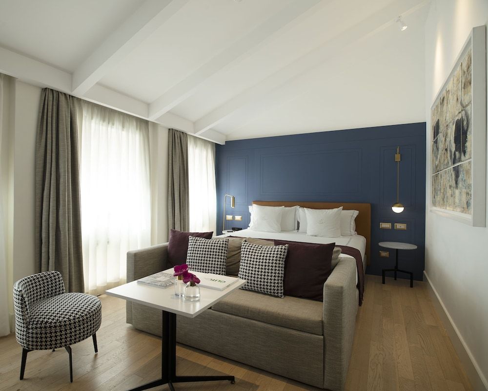 undefined Elizabeth Unique Hotel 3