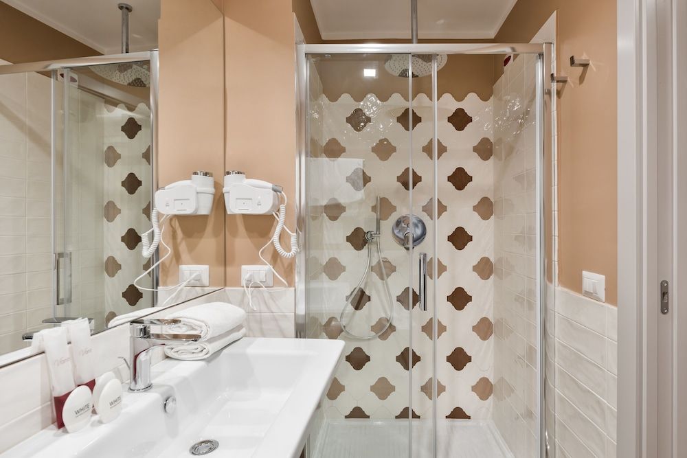 Reginella Suites Standard Double Room 7