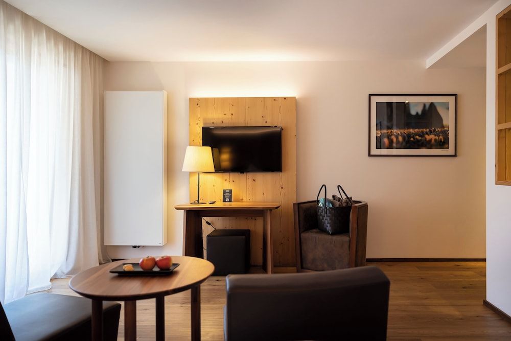 Artnatur Dolomites Deluxe Room (Euringer) 7