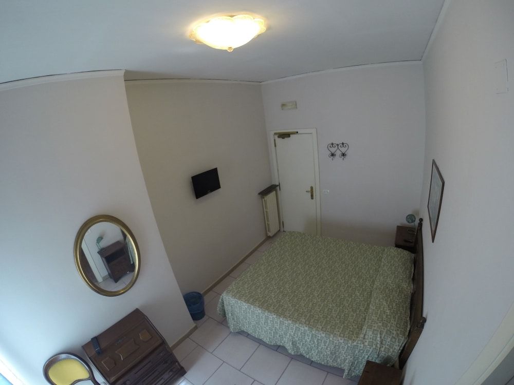 undefined Hotel Borbone di Napoli 6