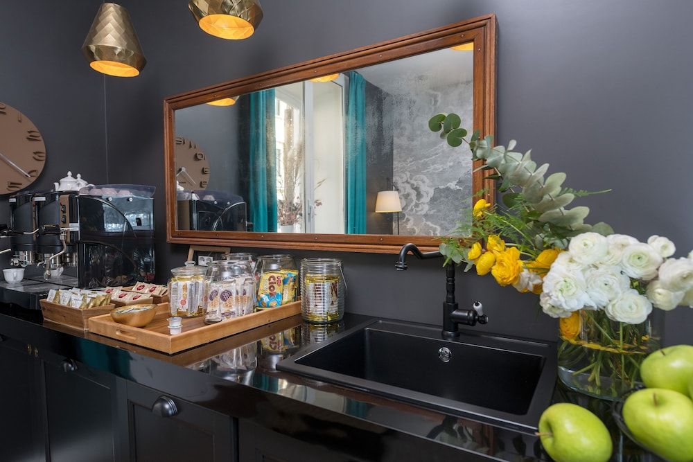 Charme 308 Superior Triple Room, City View 5