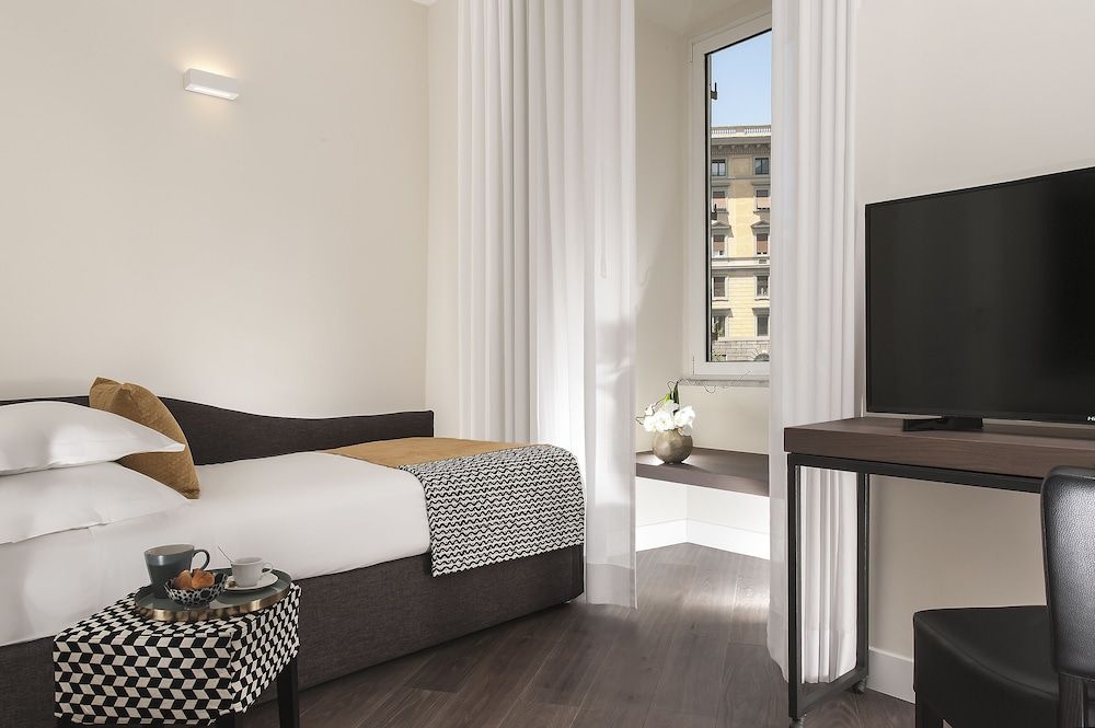 Charme 308 Superior Triple Room, City View 3