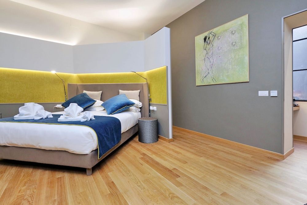 Design Suite, 1 King Bed