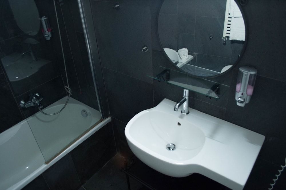 Hotel Terme Neronensis Classic Double Room, 1 Double Bed, Ensuite 11