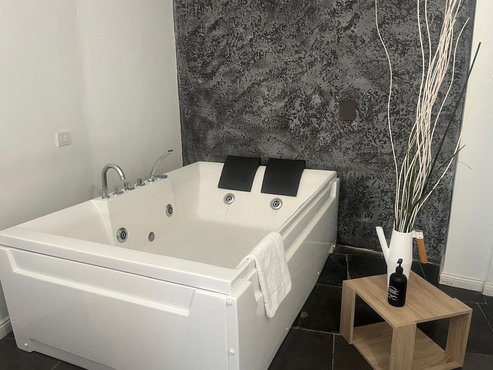 Hotel Terme Neronensis Doppia Superior Con Vasca Idromassaggio 2