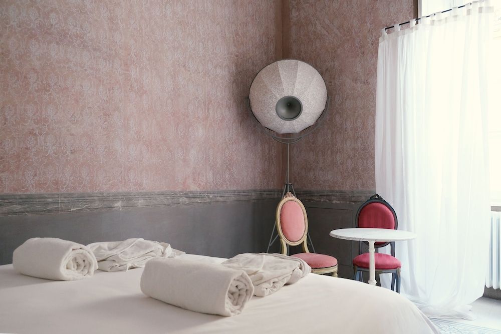 undefined Palazzo Albricci Peregrini 4