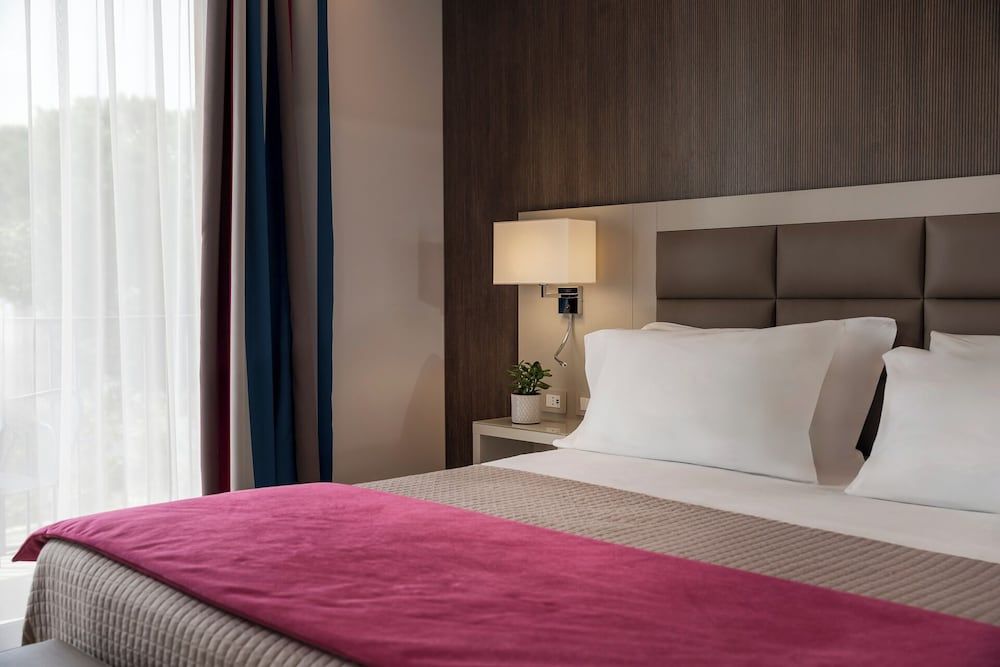 Grand Hotel San Marino Deluxe Double or Twin Room 4