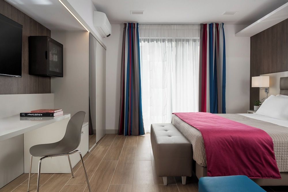 Grand Hotel San Marino Deluxe Double or Twin Room 9