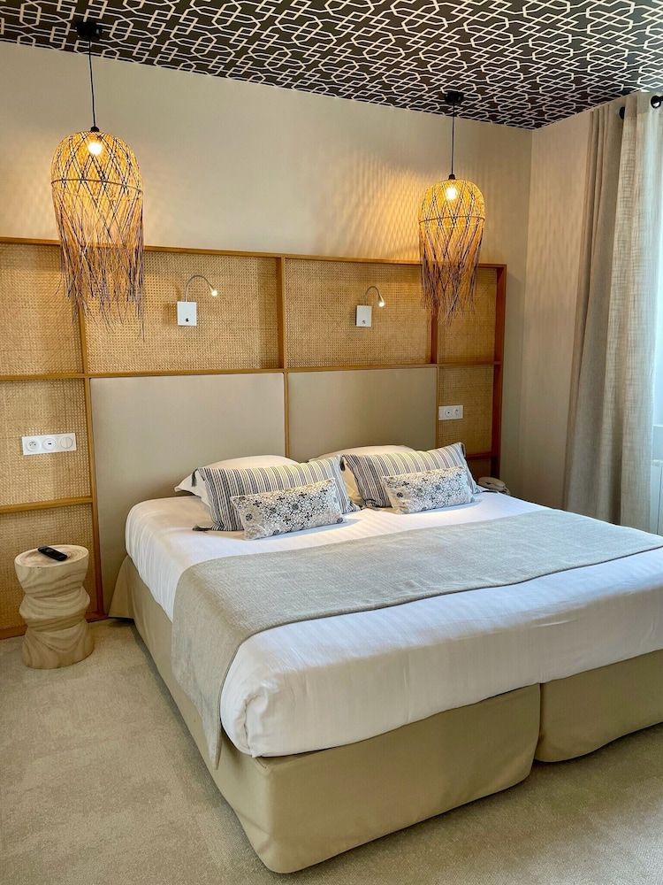 Superior Double or Twin Room, Sea View