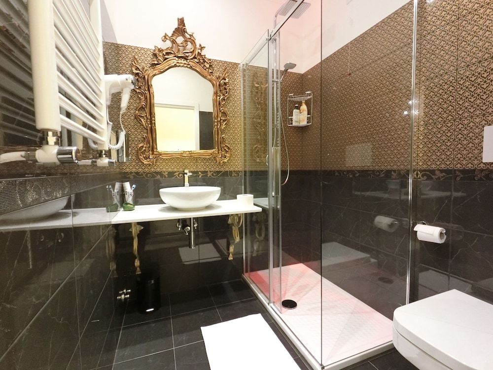 Impero Vaticano Suites Guest House Exclusive Room, 1 Bedroom 8