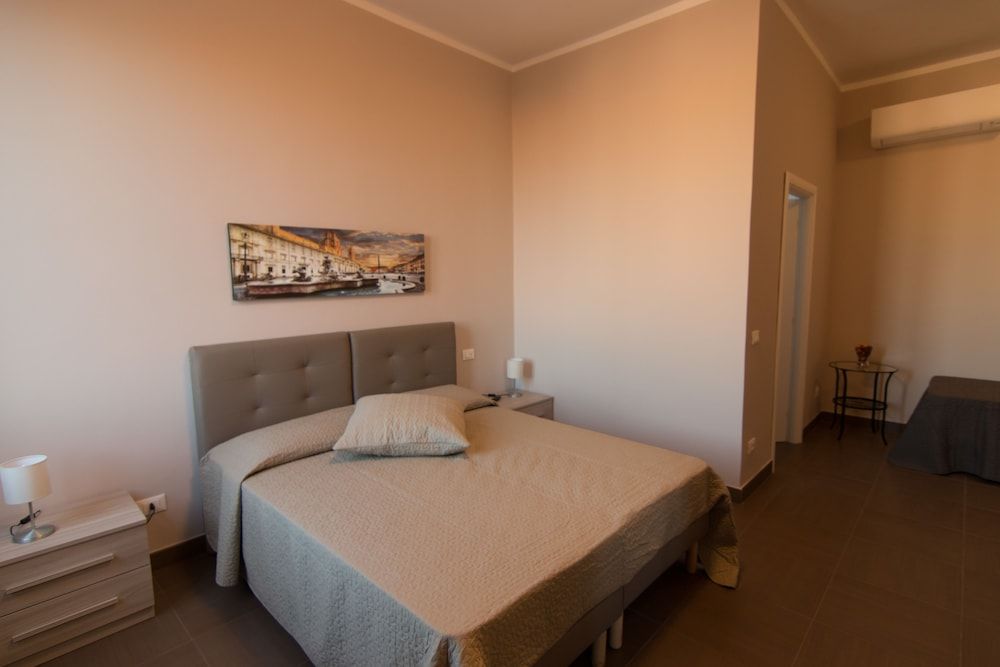 La Terrazza di Evelina Guest House Comfort Triple Room, 1 Double Bed with Sofa bed, City View 3