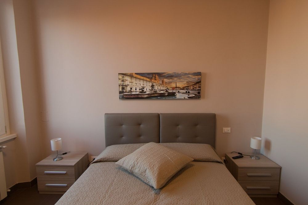 La Terrazza di Evelina Guest House Comfort Triple Room, 1 Double Bed with Sofa bed, City View 2