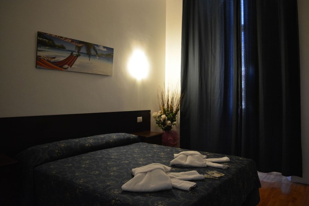 Locanda Otello Economy Triple Room, Shared Bathroom 4
