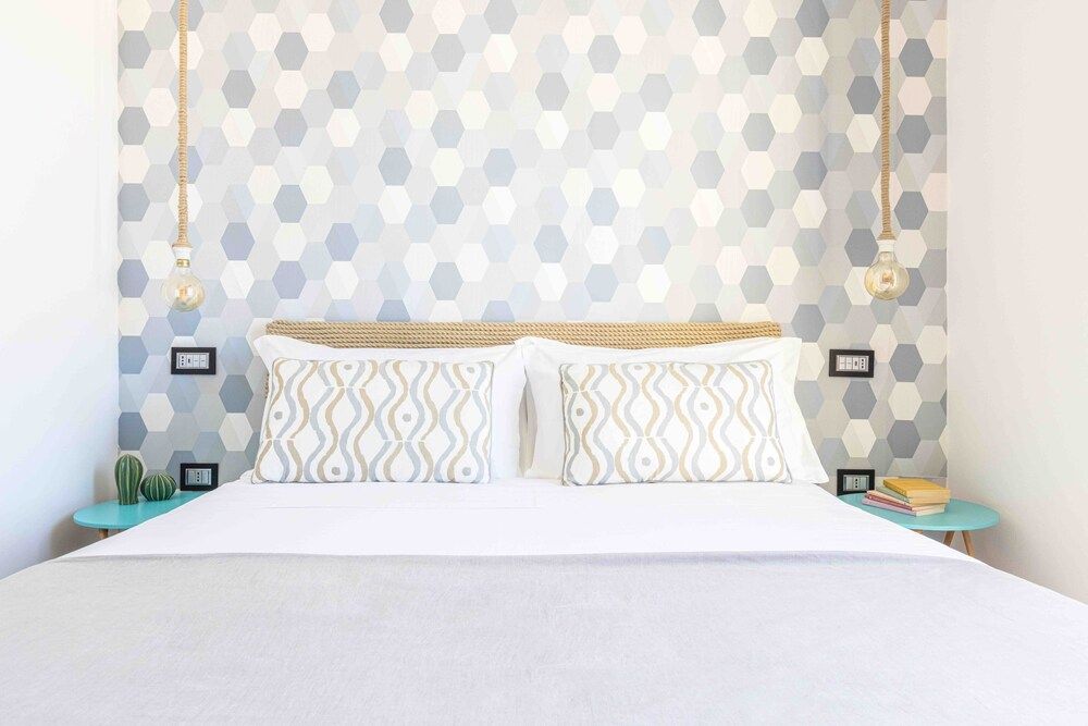 undefined Mediterranean Suites - Old Town 2