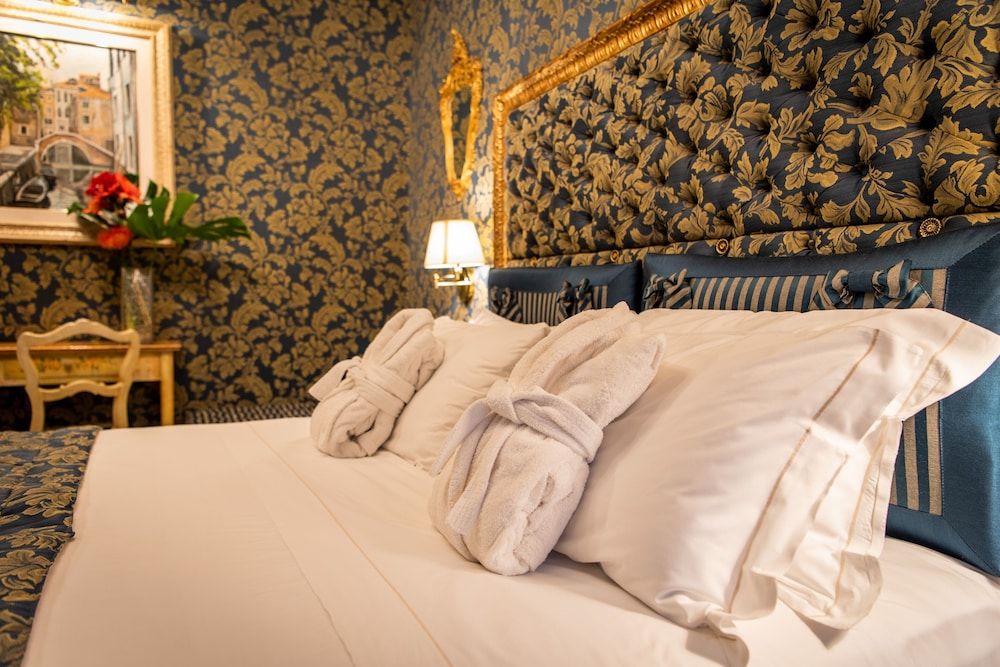 Hotel Santo Stefano Classic Room 3