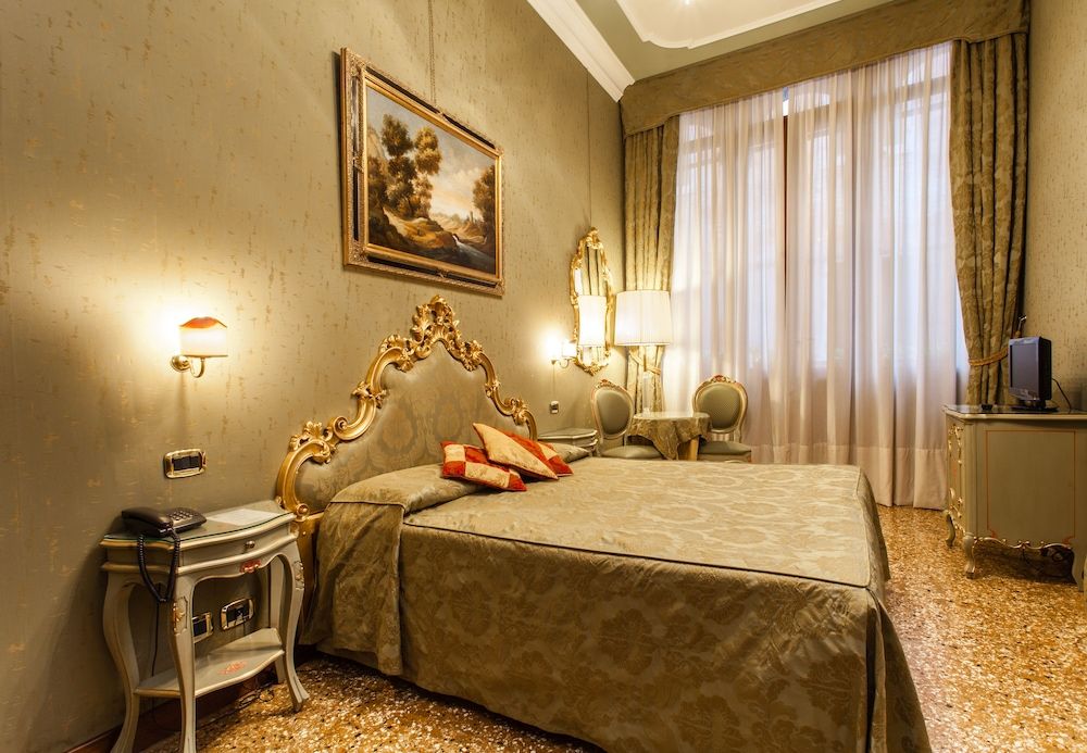 Hotel Al Ponte Mocenigo Superior Double or Twin Room 6