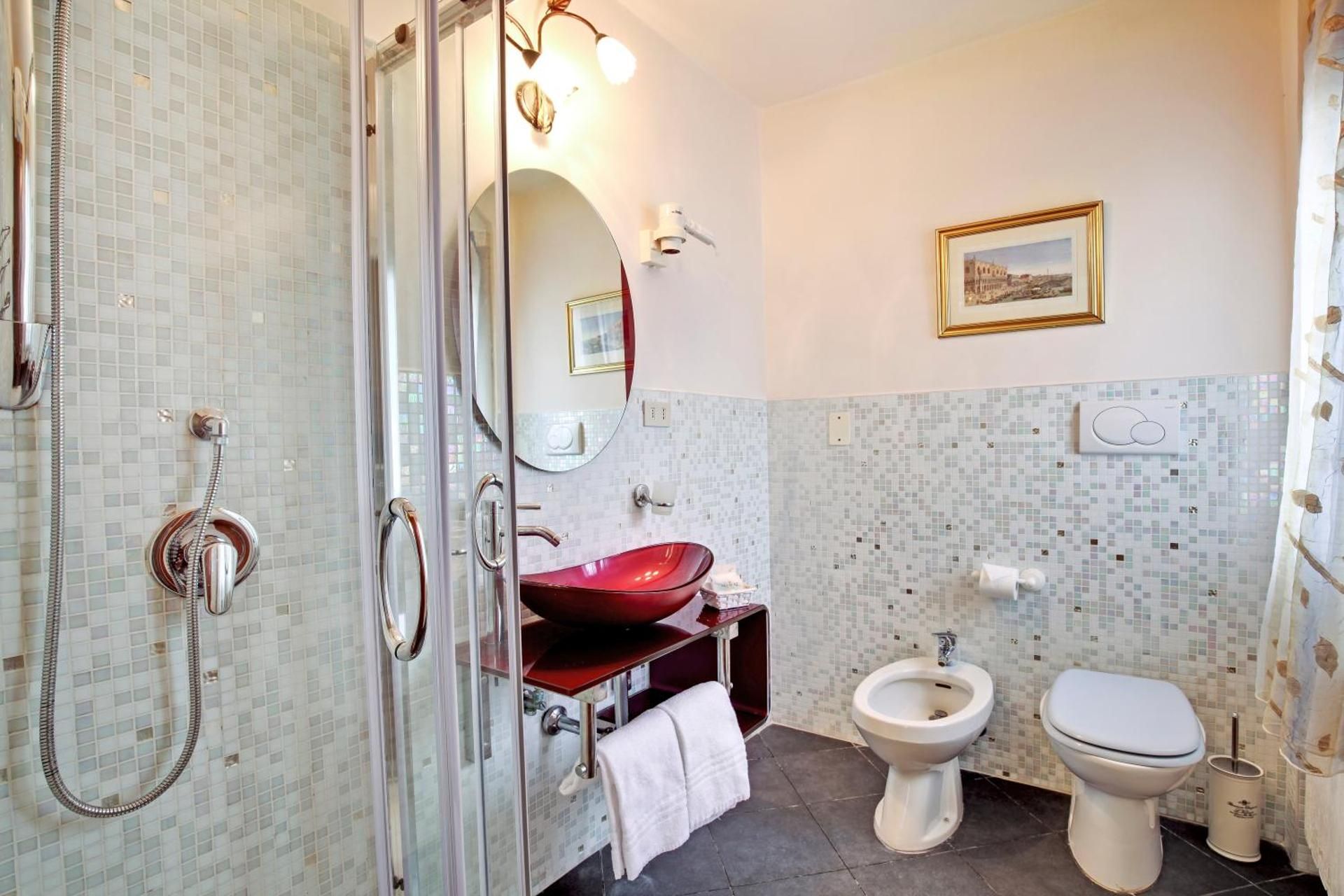 Small Single Room - Attic