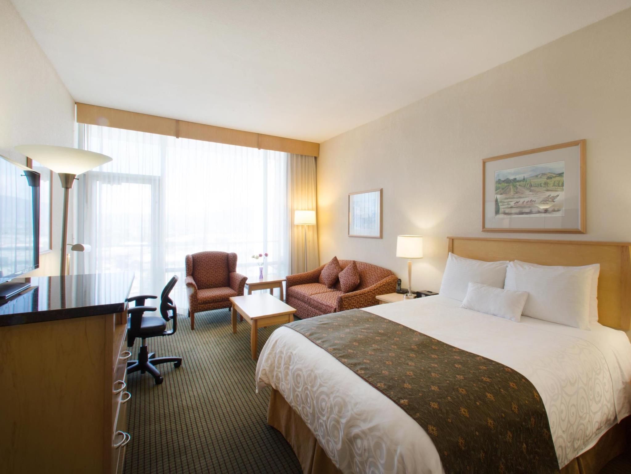 Best Western Plus Kelowna Hotel & Suites 1 Queen Bed, Non-Smoking, Deluxe Room, View, Balcony, Full Breakfast