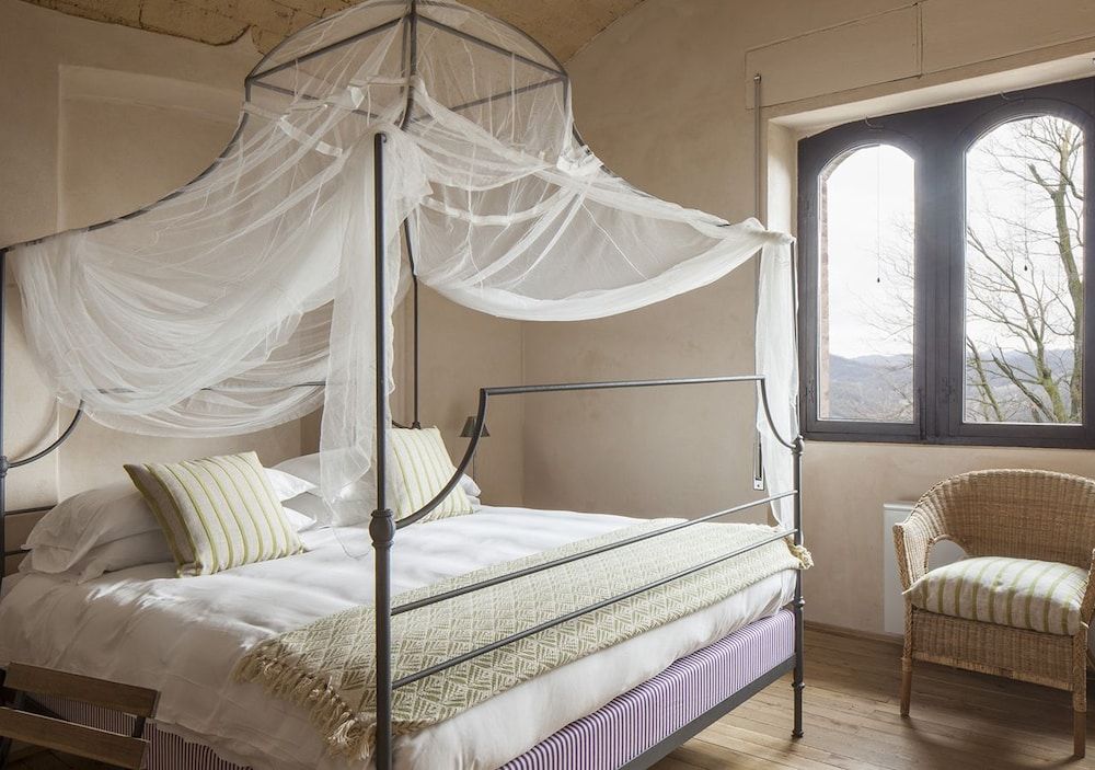 Castello di Gabiano Junior Suite, 1 Bedroom, Ensuite 2