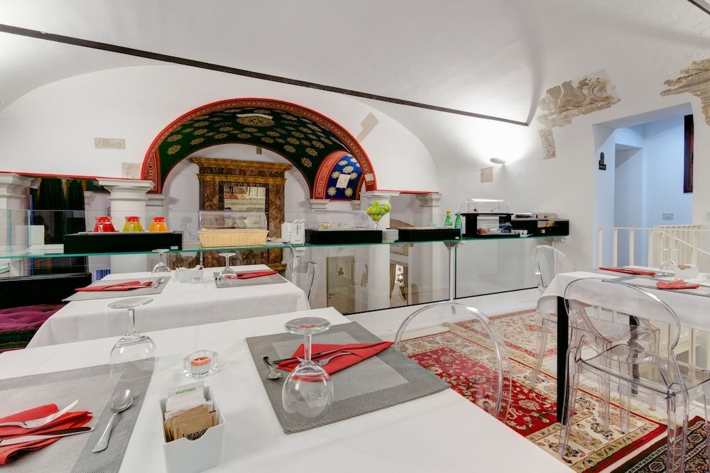 undefined Il Convento dei Fiori di Seta 8