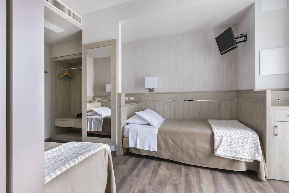 Hotel Conradi Double or Twin Room 5