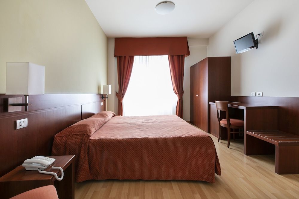 Hotel Conradi Double or Twin Room 7