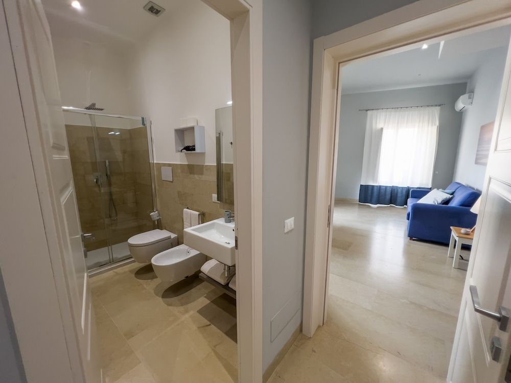 ZIBIBBO SUITES & ROOMS - Aparthotel in Centro Storico a Trapani Family Suite, 2 Bedrooms, Non Smoking, City View 9
