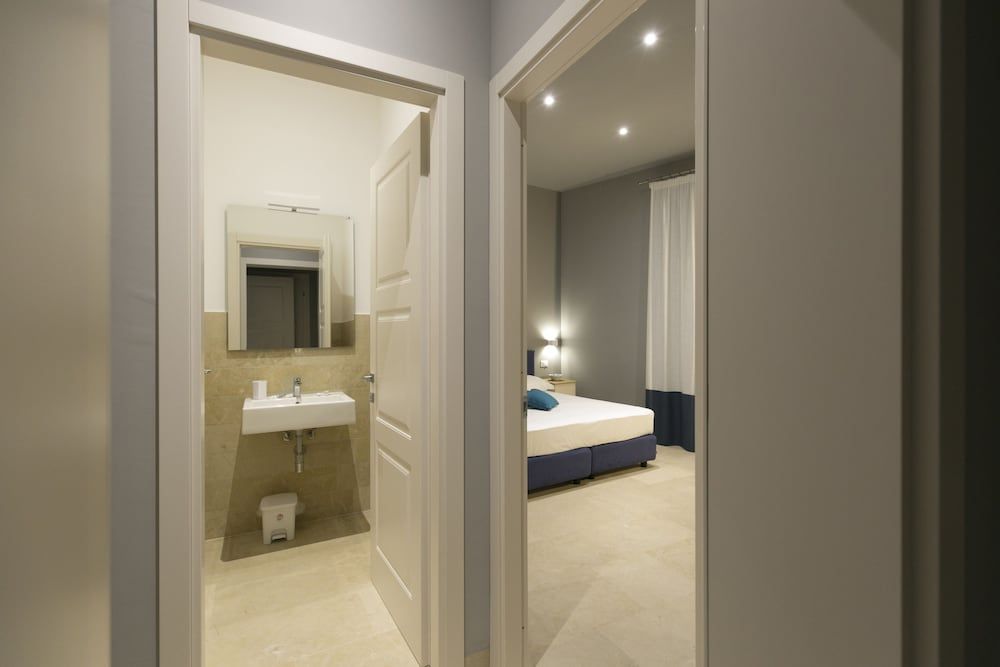 ZIBIBBO SUITES & ROOMS - Aparthotel in Centro Storico a Trapani Superior Double or Twin Room, 1 Bedroom, Non Smoking, City View 9