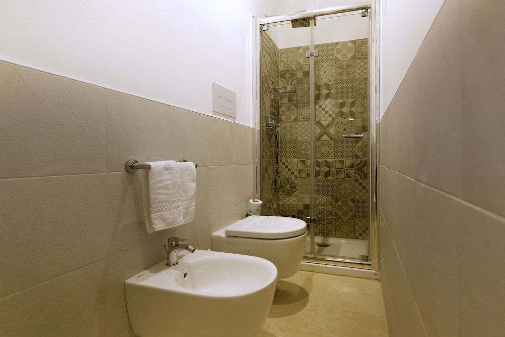 ZIBIBBO SUITES & ROOMS - Aparthotel in Centro Storico a Trapani Junior Suite, 1 Queen Bed, Non Smoking 9