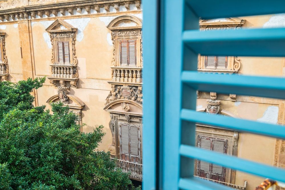 ZIBIBBO SUITES & ROOMS - Aparthotel in Centro Storico a Trapani Family Suite, 2 Bedrooms, Non Smoking, City View 5