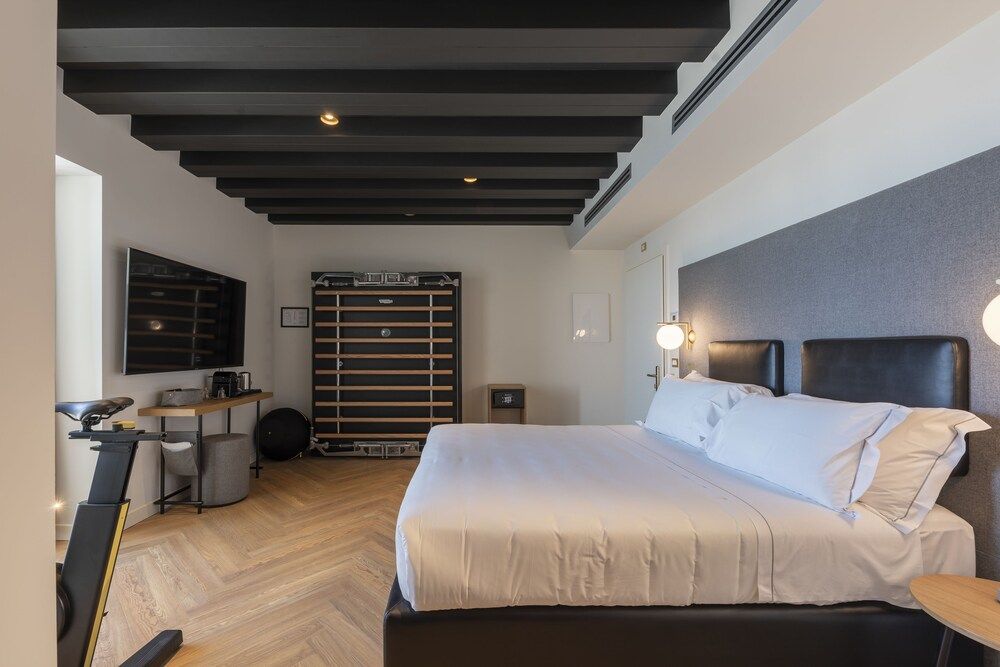 undefined MaisonMe Boutique Hotel - Adults Only 3