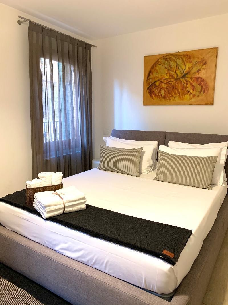 B&B Fortuny Deluxe Double Room 2