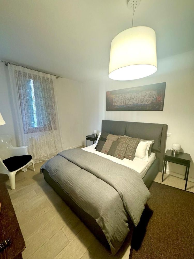 undefined B&B Fortuny 10