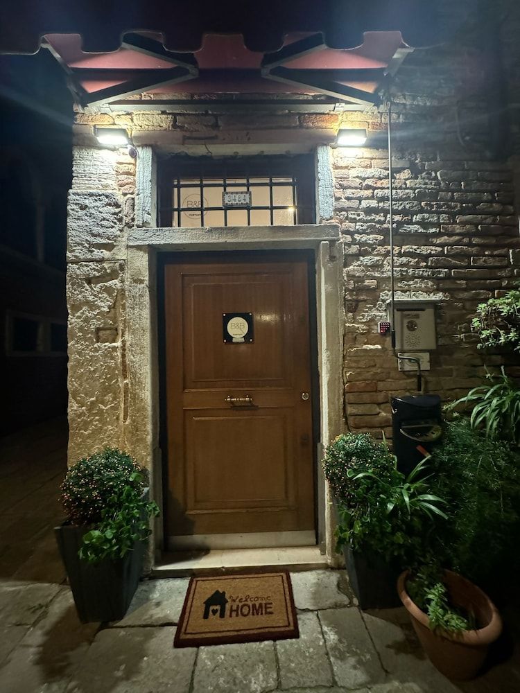 undefined B&B Fortuny 3