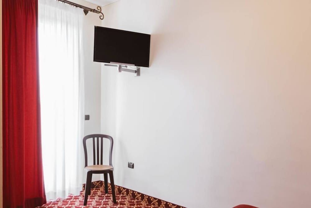 Villa del Sorriso Double or Twin Room 9