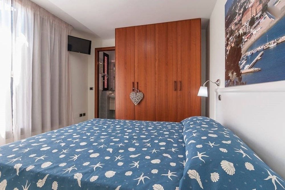 Hotel Tirreno Double or Twin Room 4